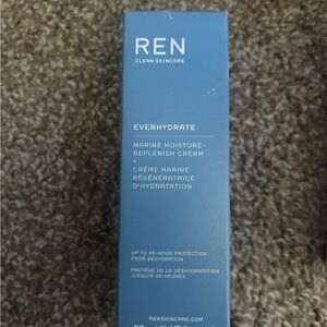 Everhydrate Marine Moisture-Replenish Cream — Blue